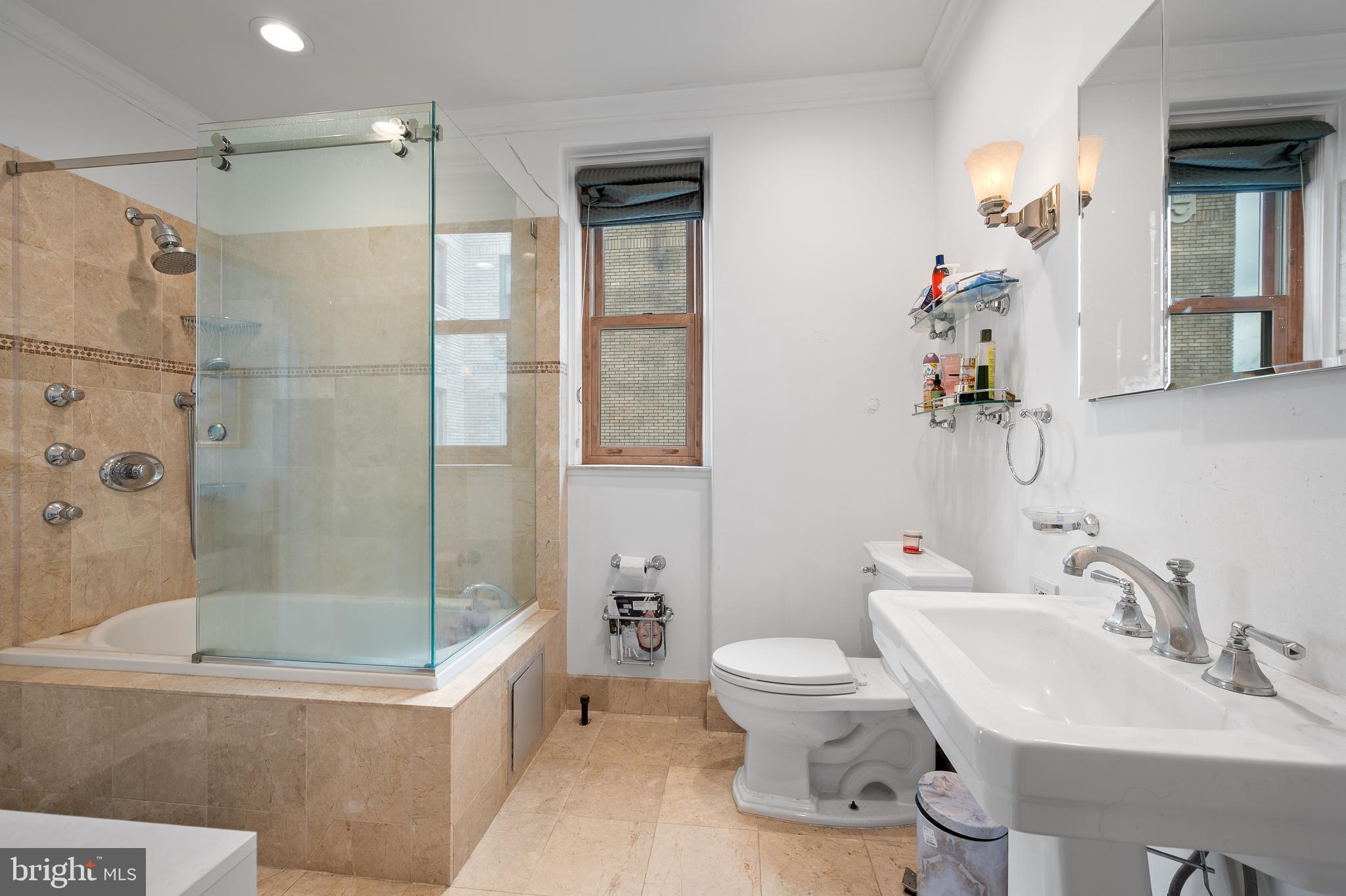 DUPONT CIRCLE - Residential Lease