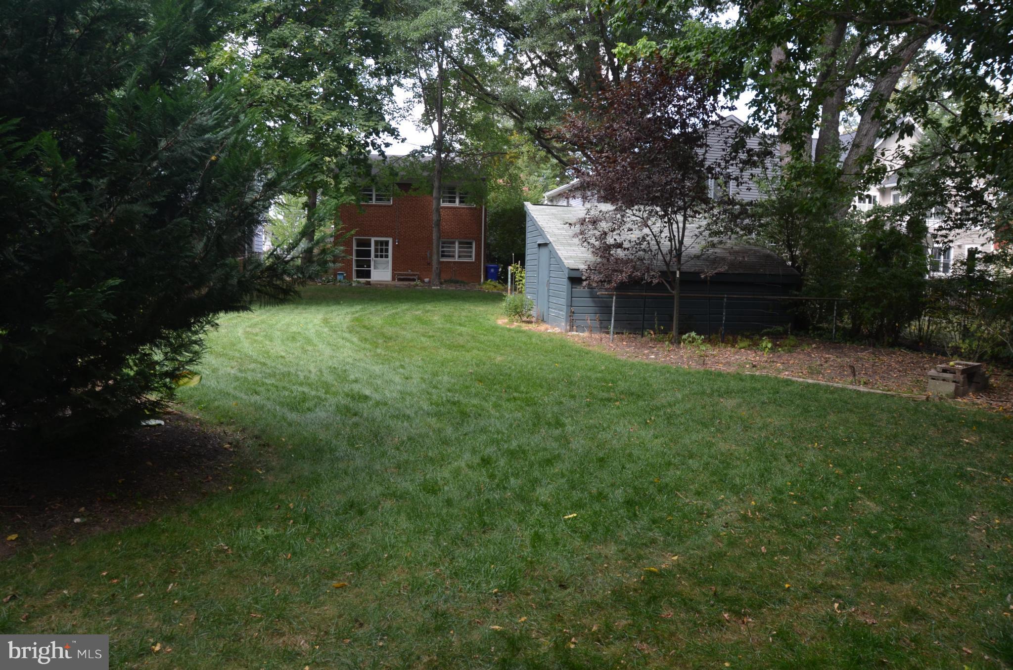 WAVERLY HILLS - Residential