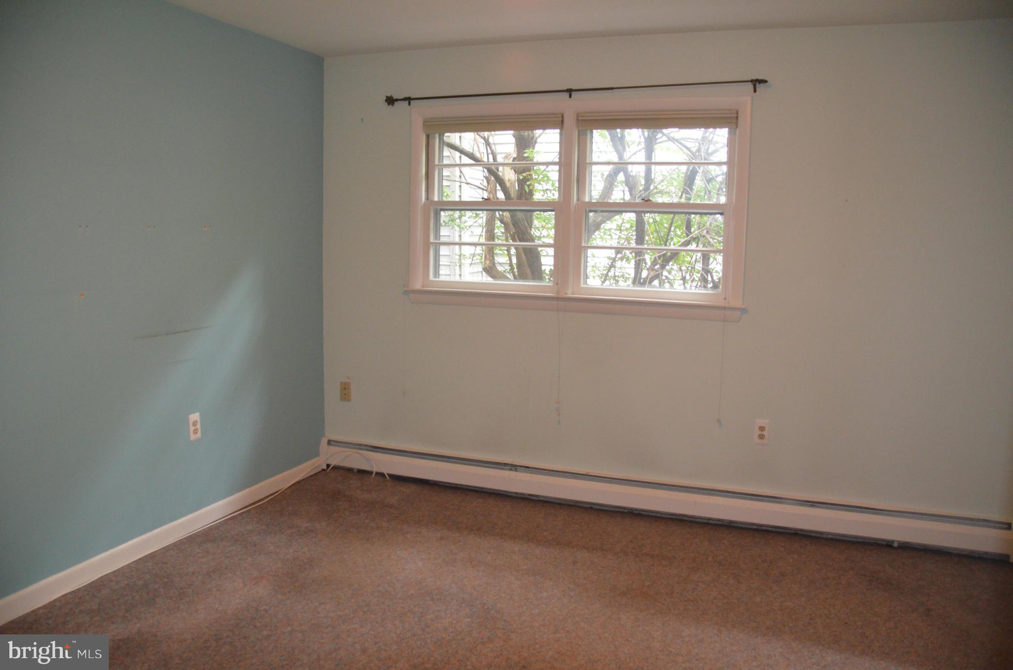 WAVERLY HILLS - Residential