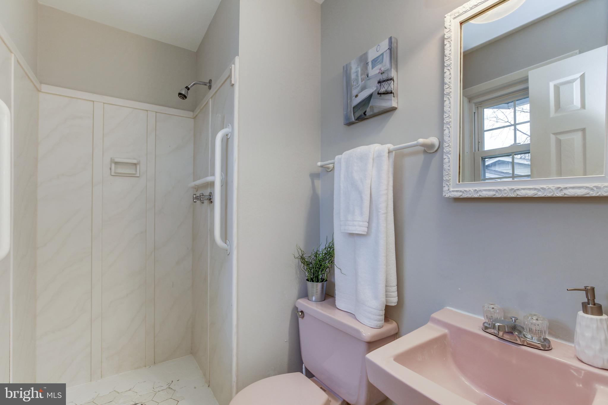 REGENCY ESTATES - Residential