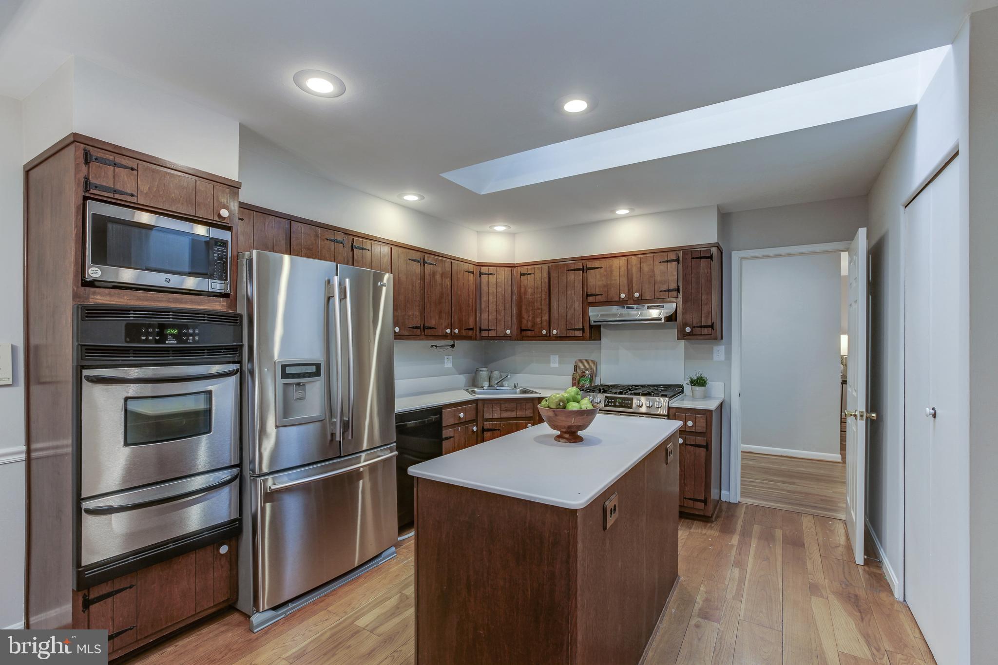 REGENCY ESTATES - Residential