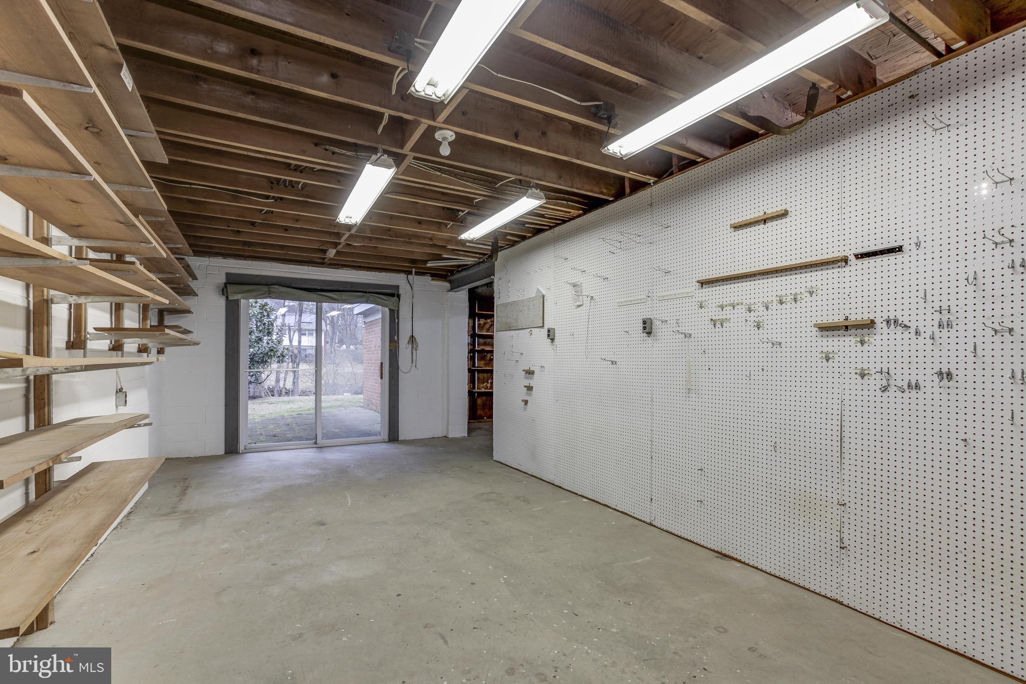 REGENCY ESTATES - Residential