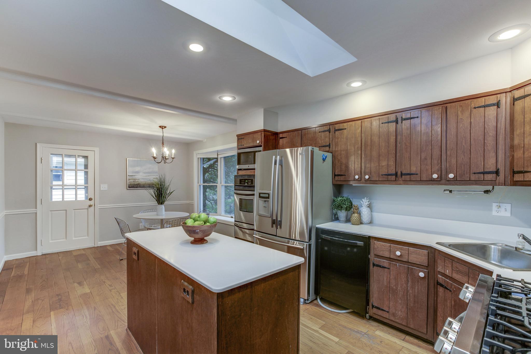 REGENCY ESTATES - Residential