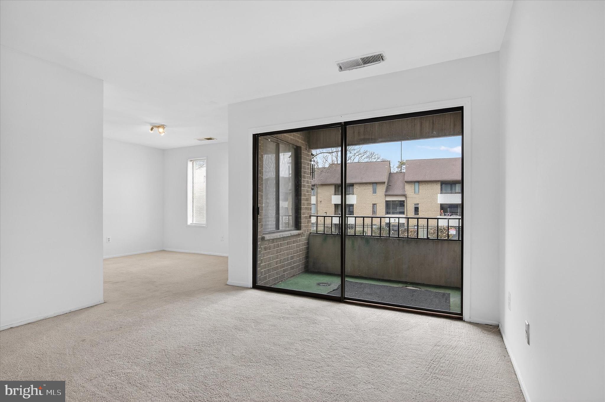 JEFFERSON MEWS - Residential