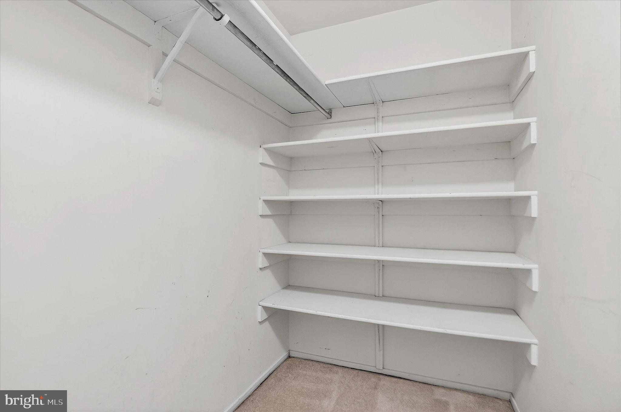 JEFFERSON MEWS - Residential