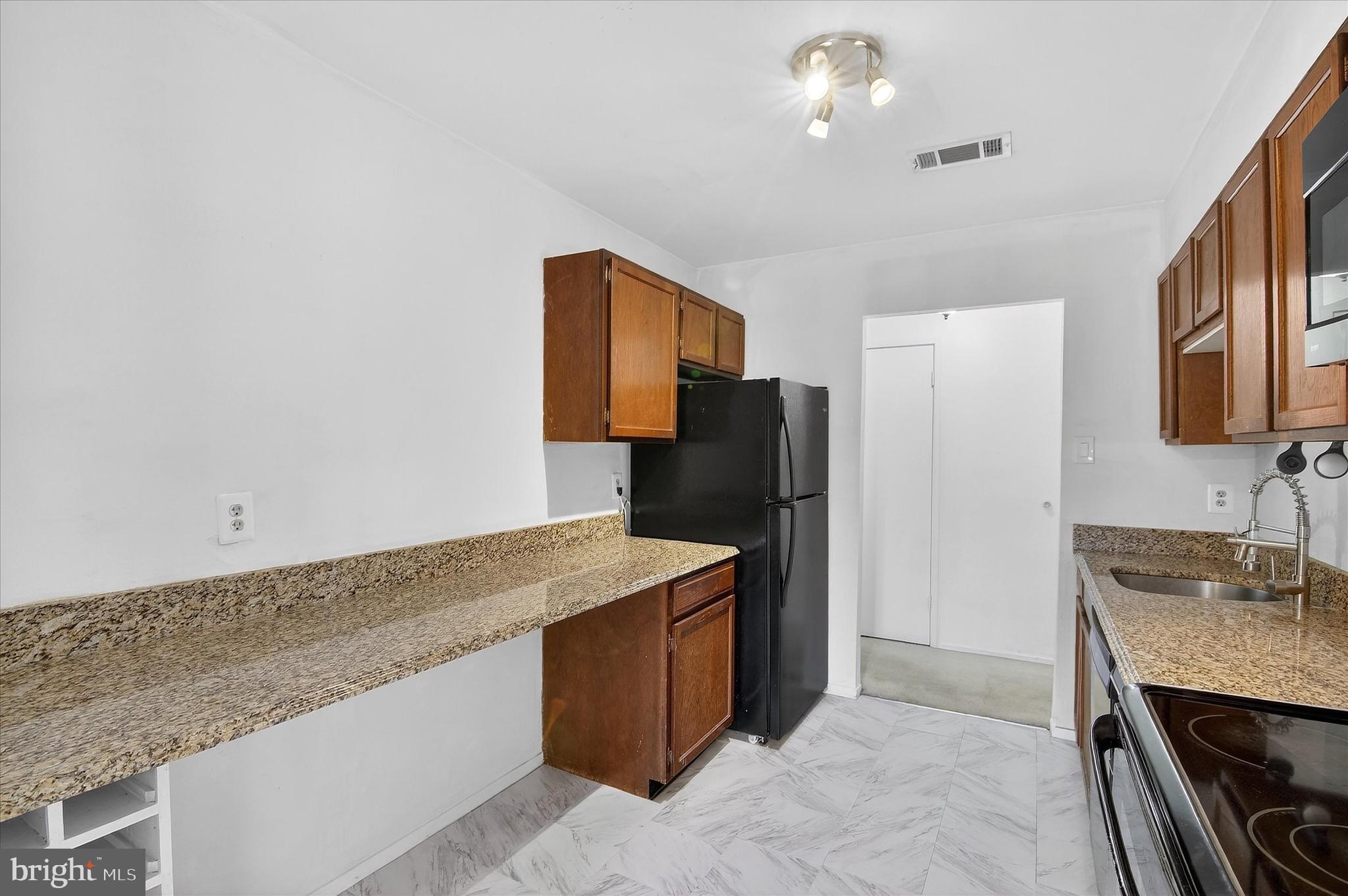 JEFFERSON MEWS - Residential