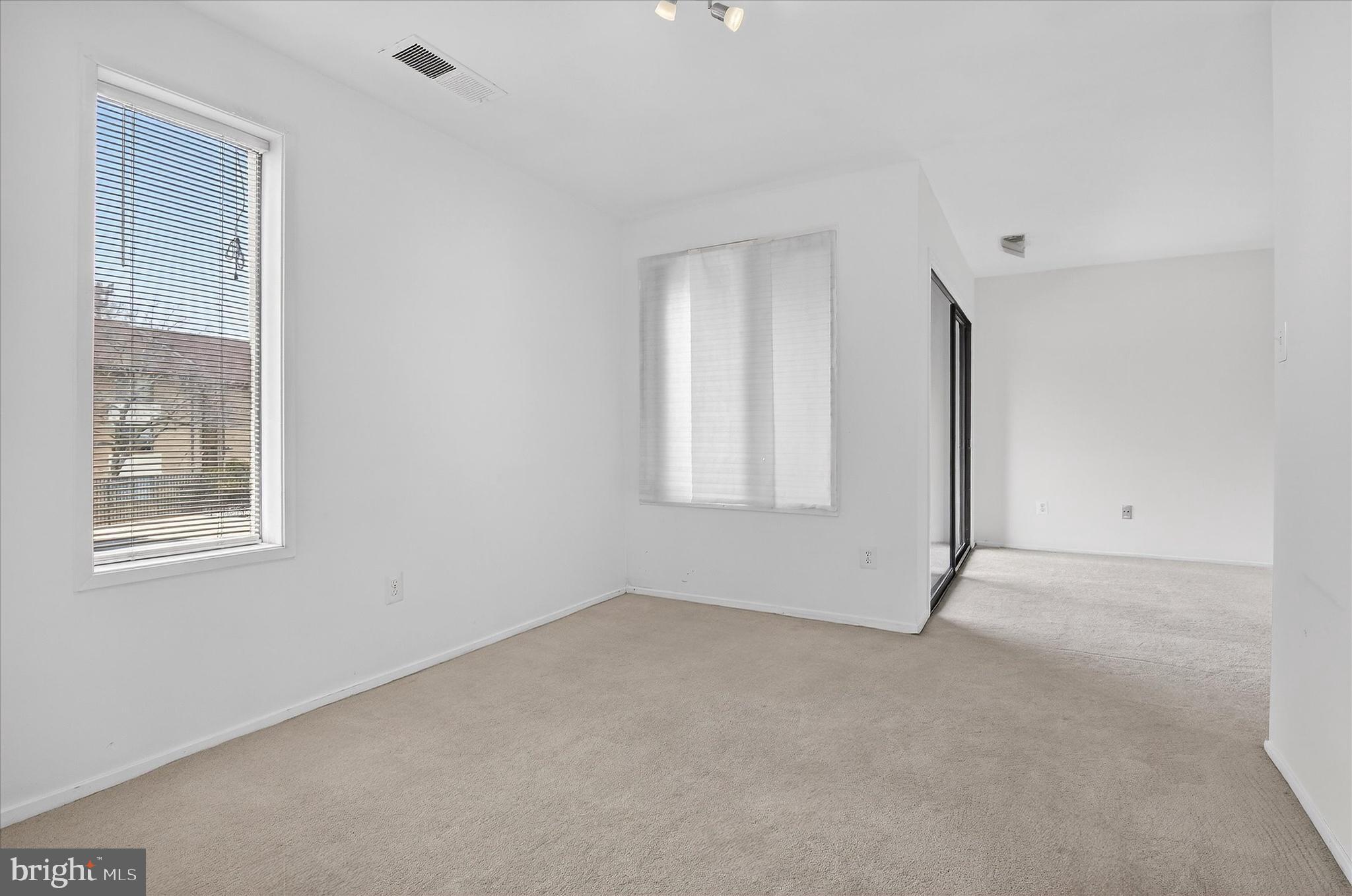 JEFFERSON MEWS - Residential