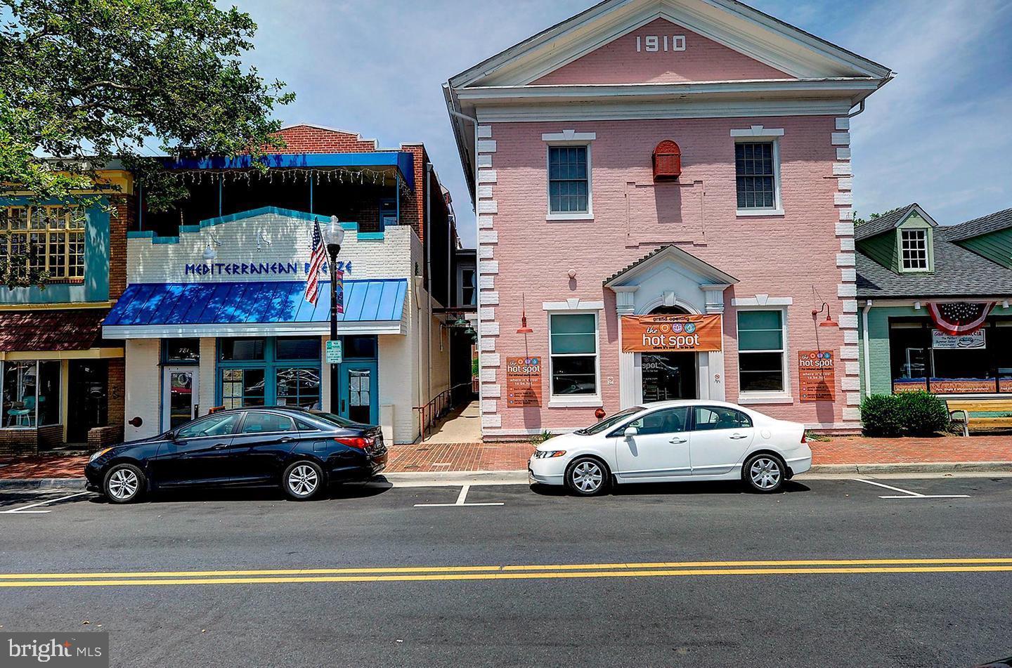 JEFFERSON MEWS - Residential