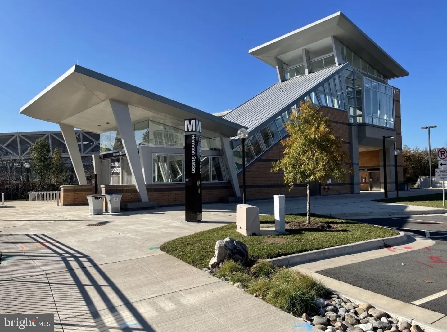 JEFFERSON MEWS - Residential