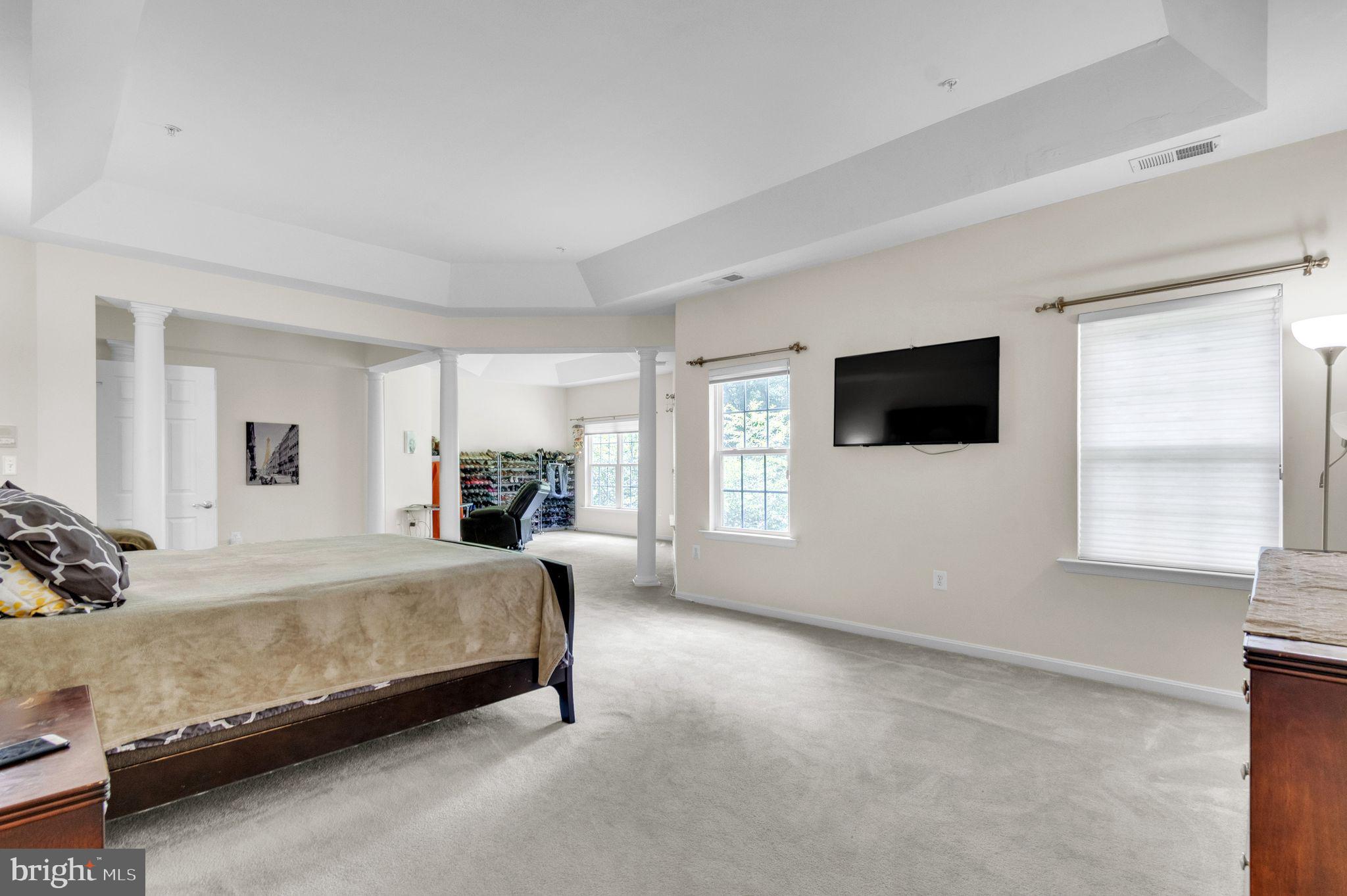 MELLWOOD HILLS - Residential