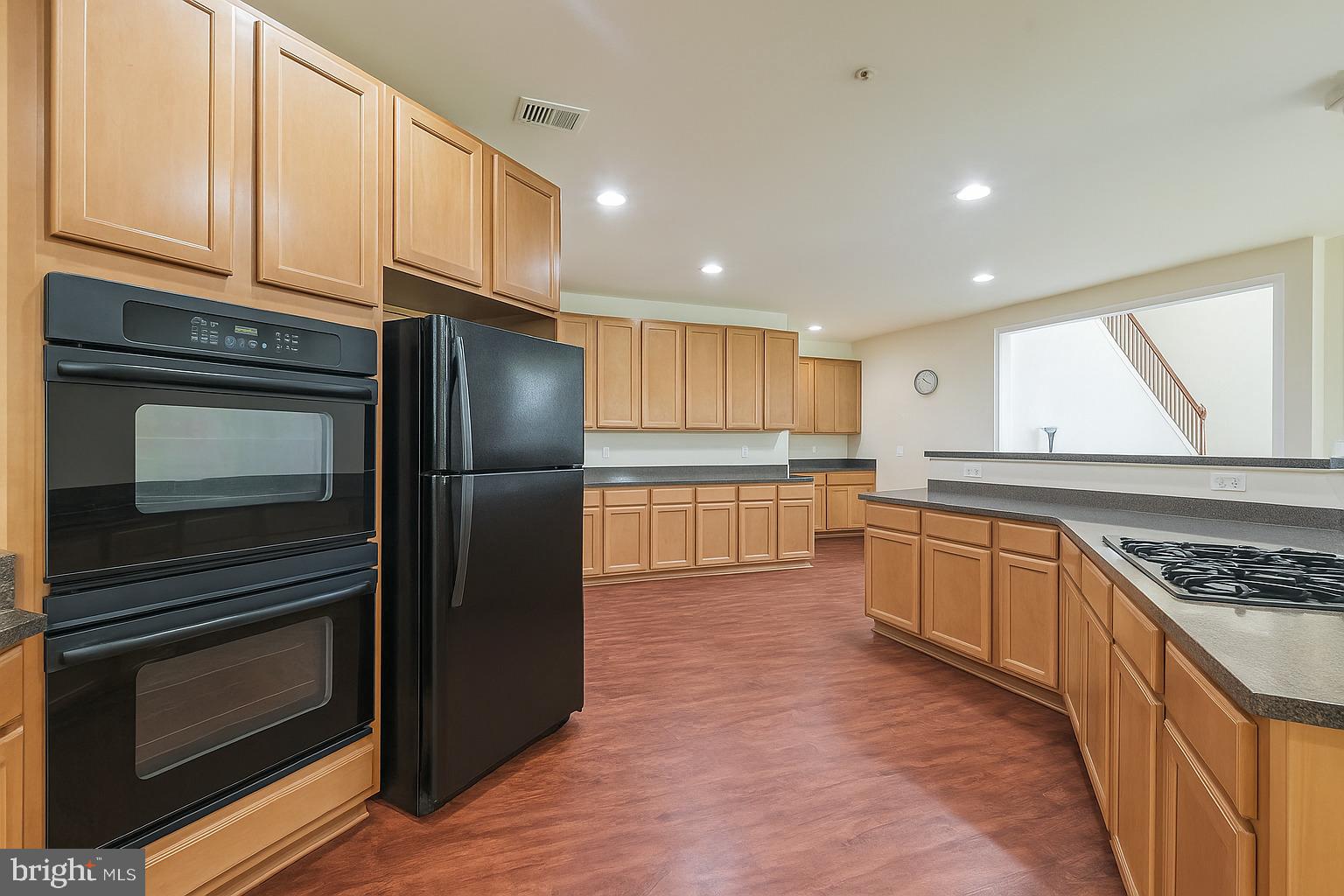 MELLWOOD HILLS - Residential