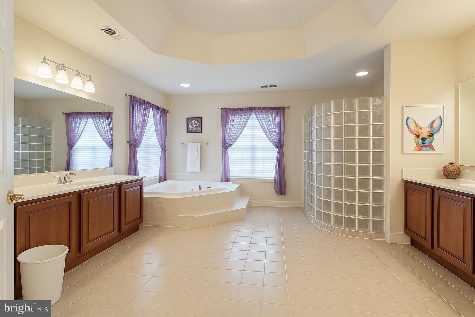 MELLWOOD HILLS - Residential