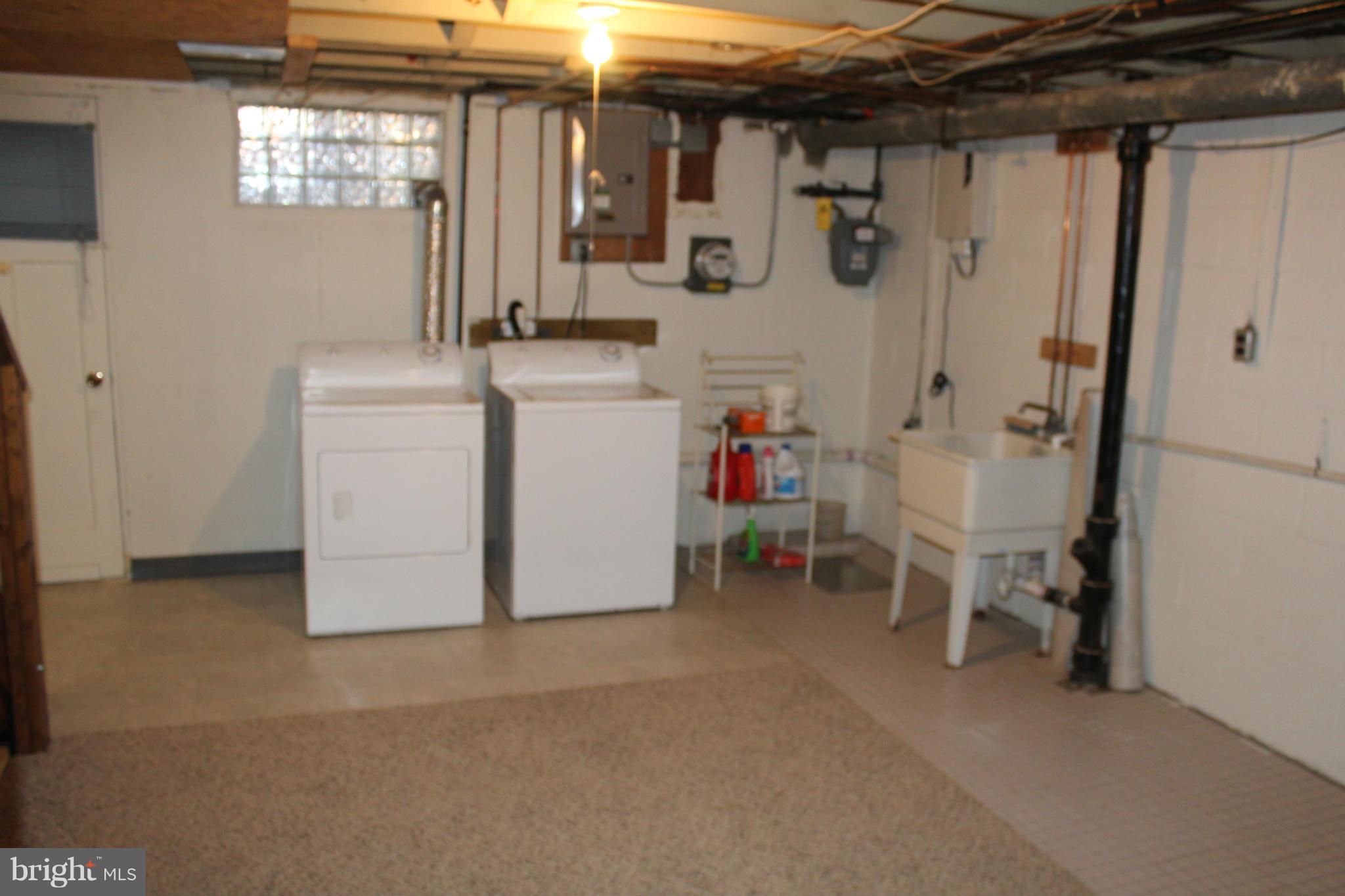 GRAY HAVEN - Residential Lease