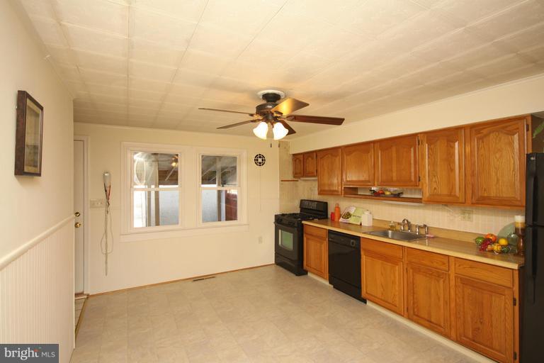 GRAY HAVEN - Residential Lease