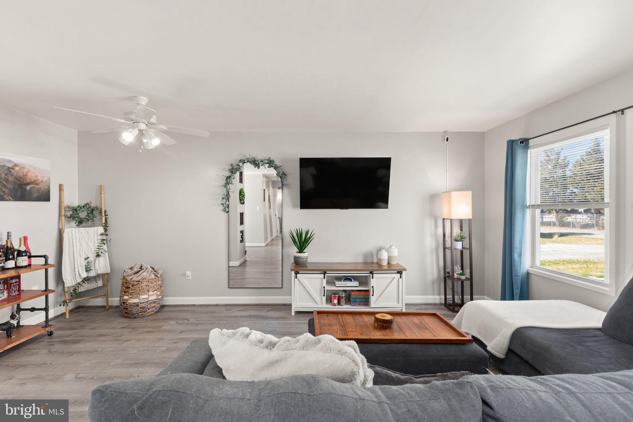 HARBOR VIEW - Residential