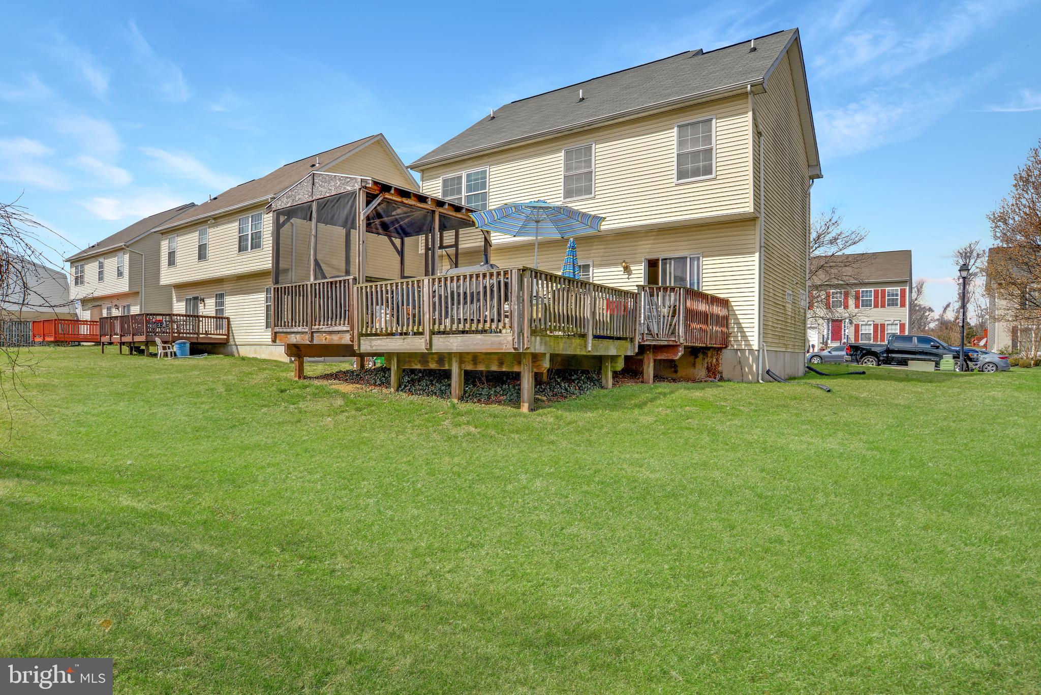 STREAMWOOD - Residential