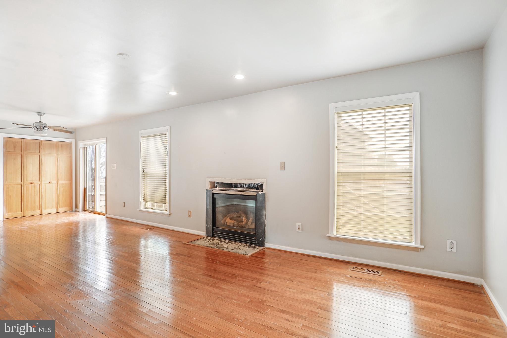 STREAMWOOD - Residential