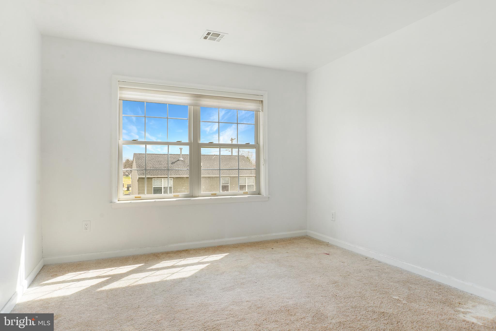 STREAMWOOD - Residential