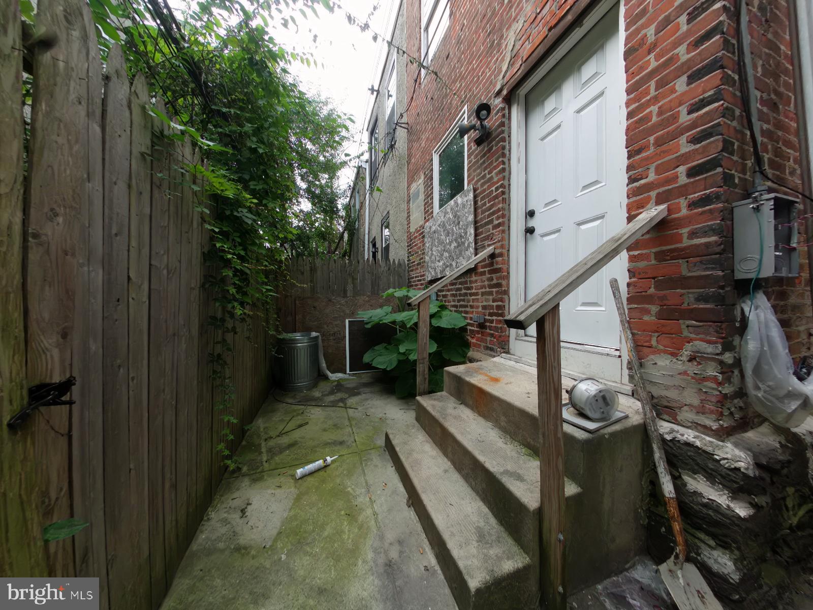 WEST PHILADELPHIA - Residential