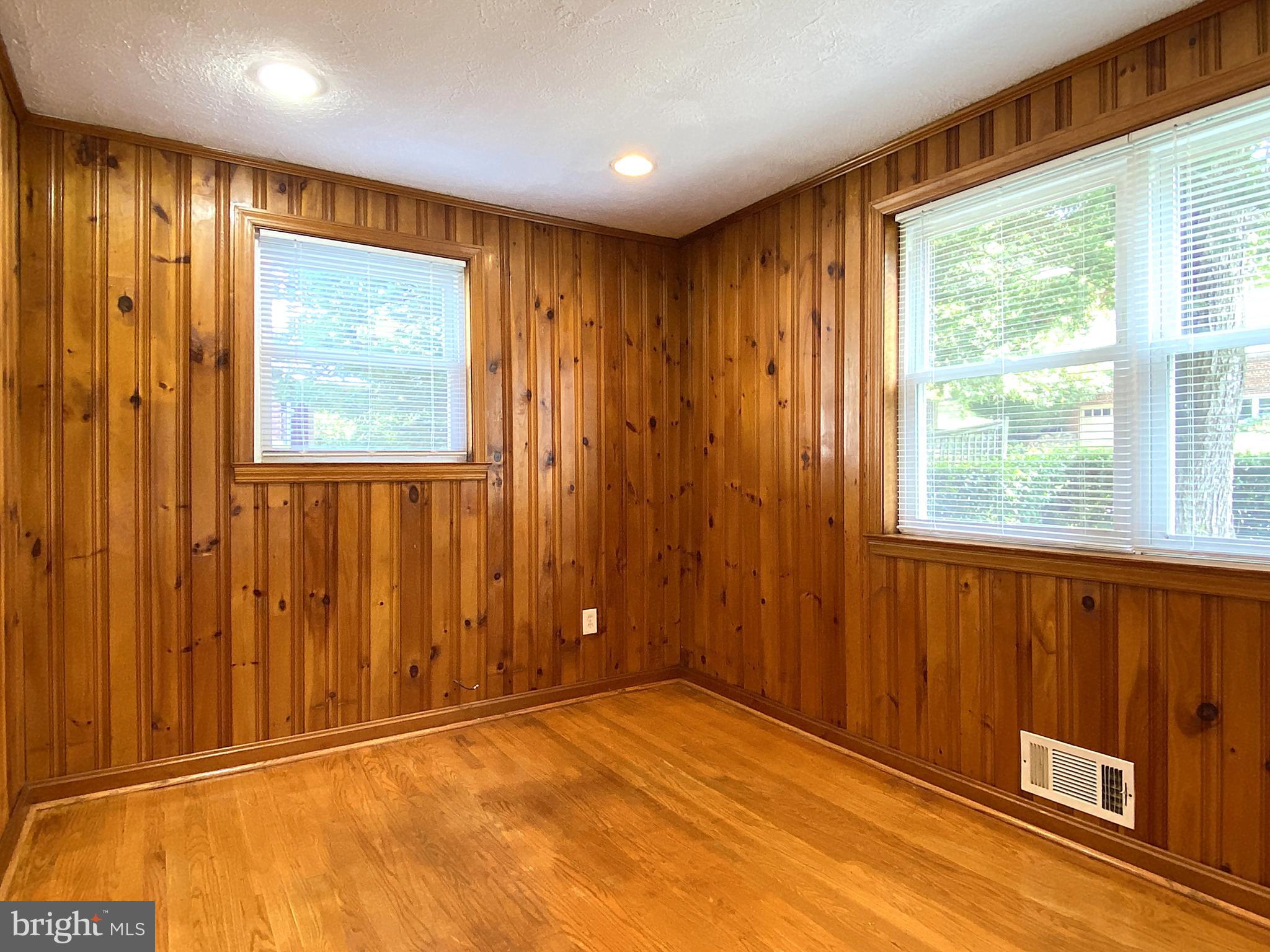 ROCK CREEK FOREST - Residential