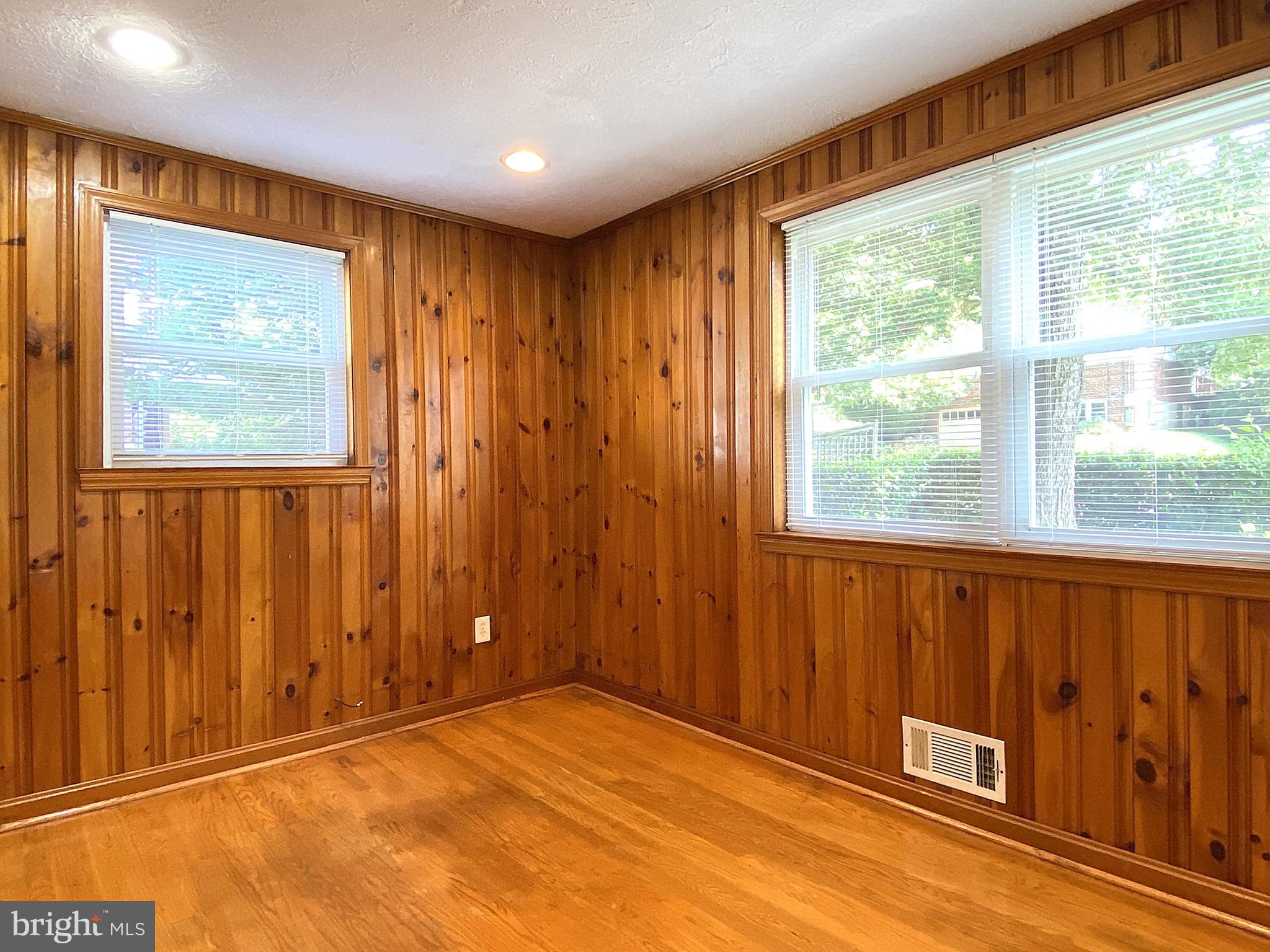 ROCK CREEK FOREST - Residential