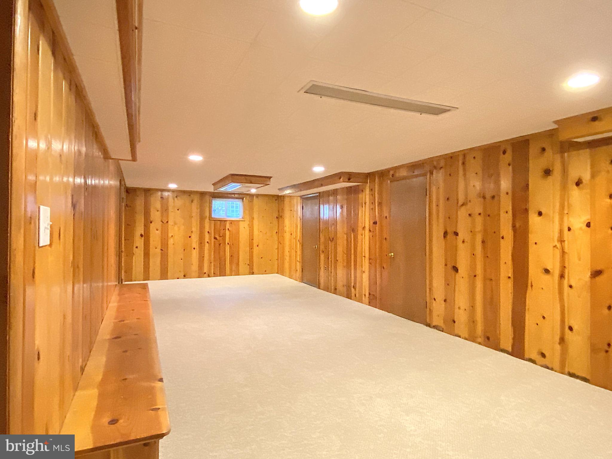 ROCK CREEK FOREST - Residential