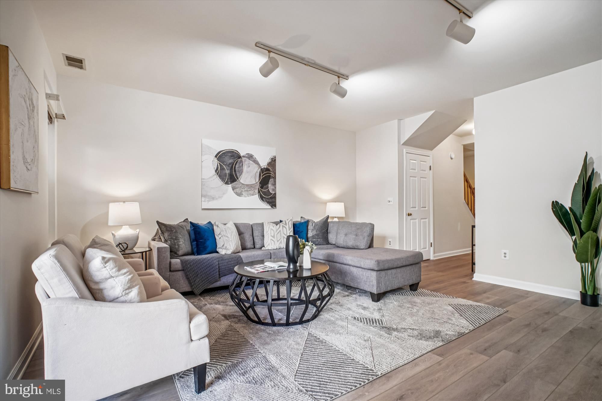 FAIR RIDGE - Residential