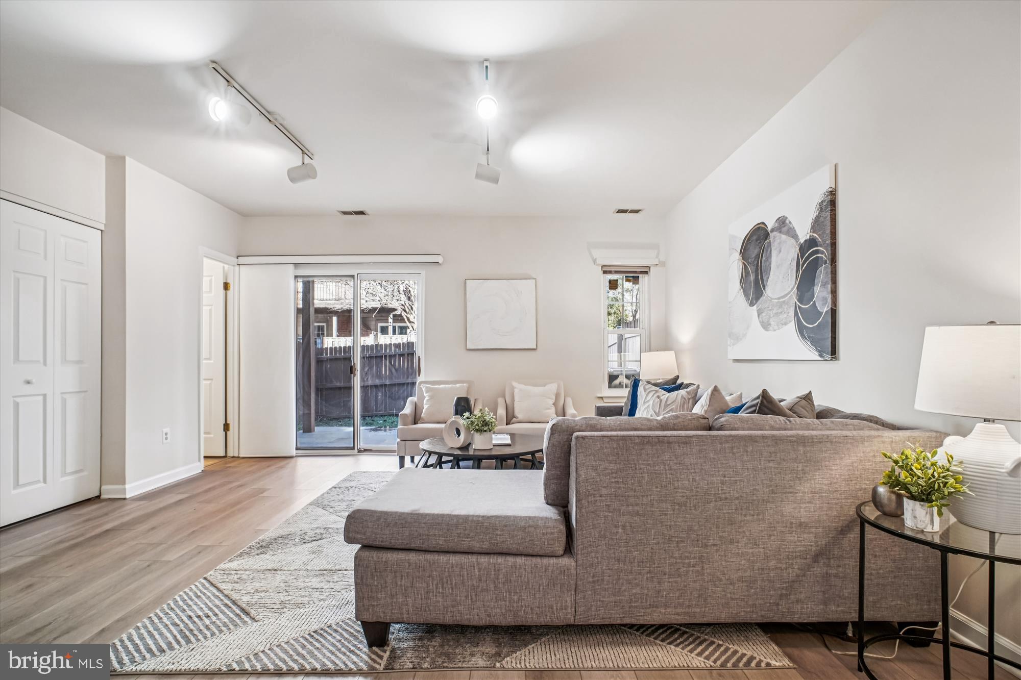 FAIR RIDGE - Residential