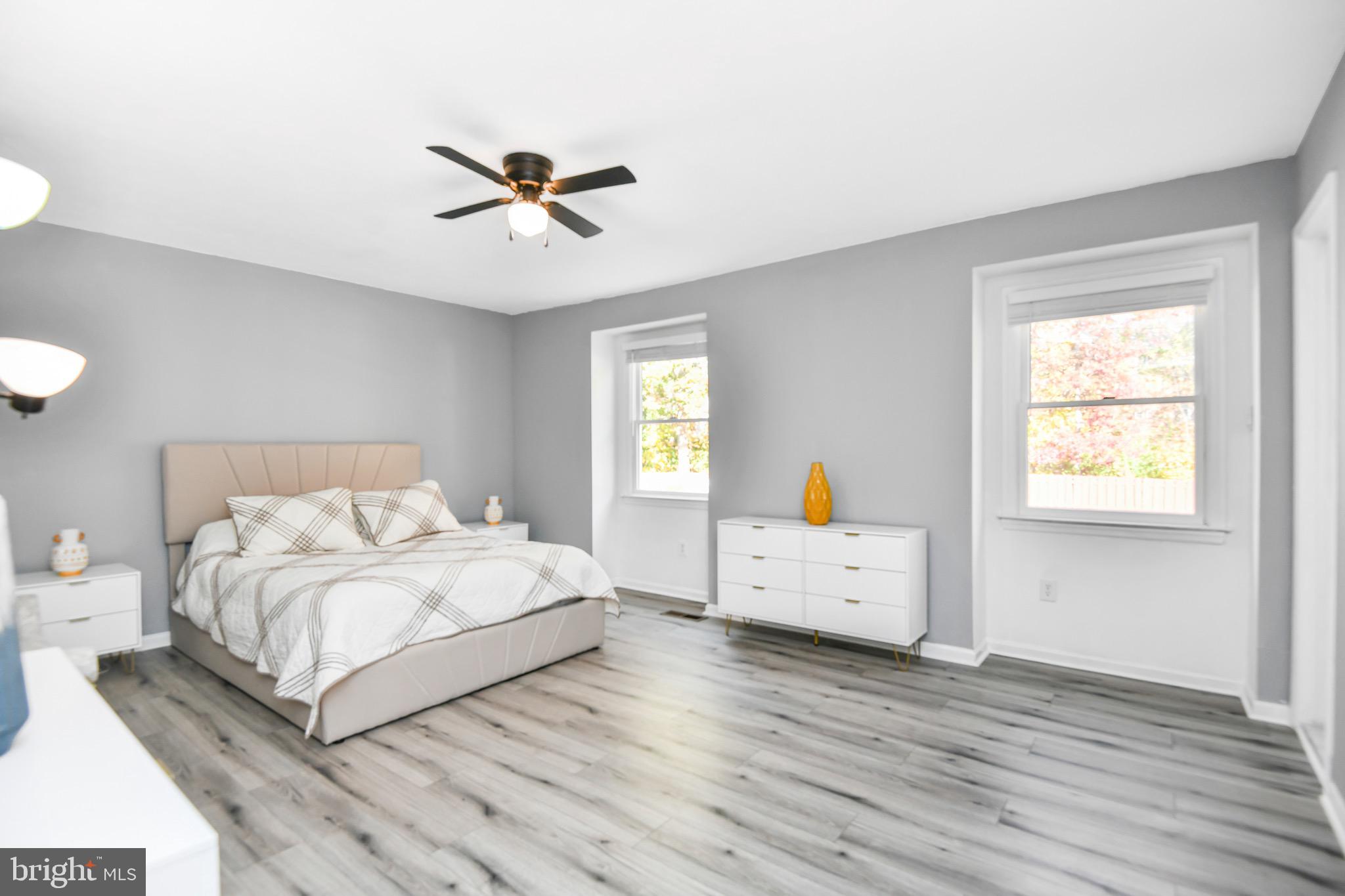 COUNTRY PLACE - Residential