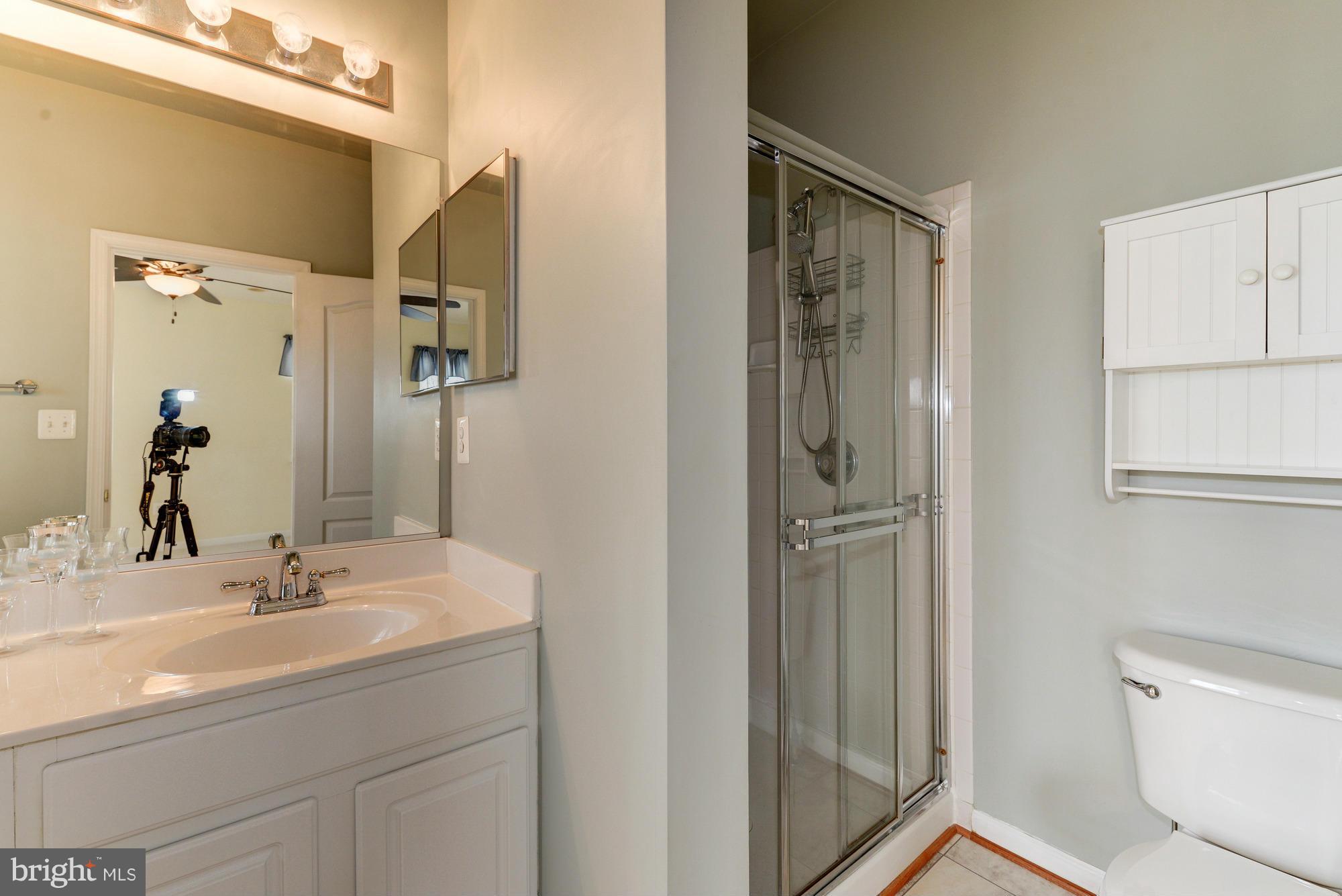 AUTUMN CHASE HUNT - Residential