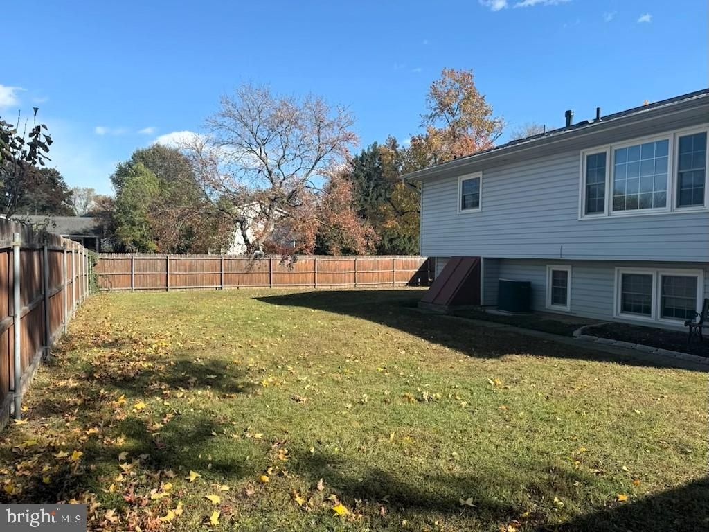 Photo of 886 Broadfield Drive, NEWARK, DE 19713 (MLS # DENC2092352)