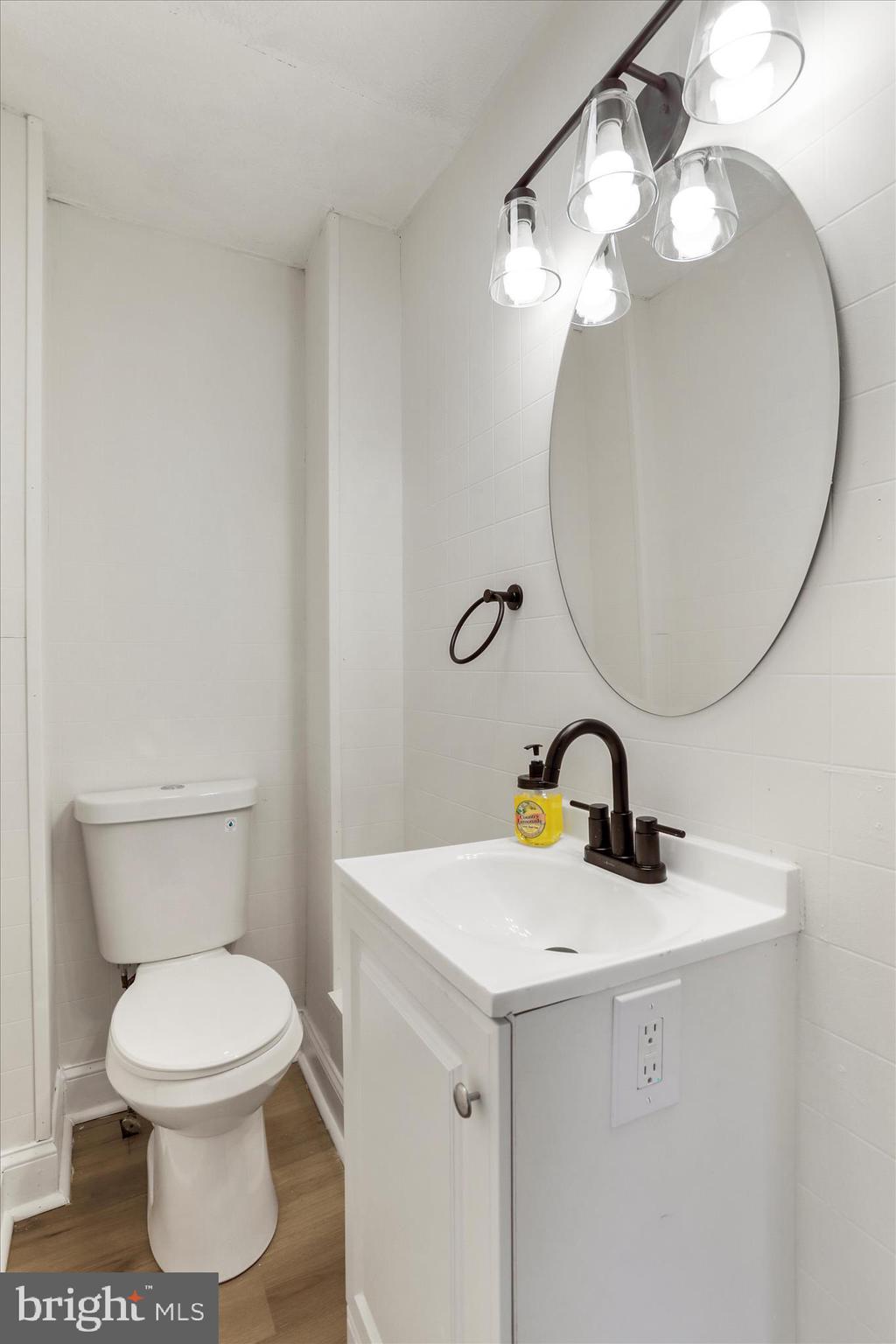 641 S RALEIGH STREET