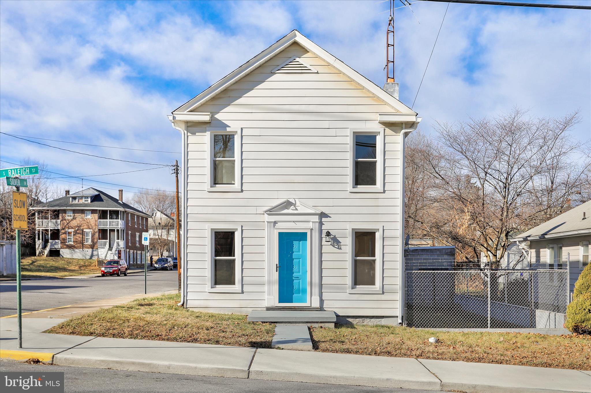 641 S RALEIGH STREET