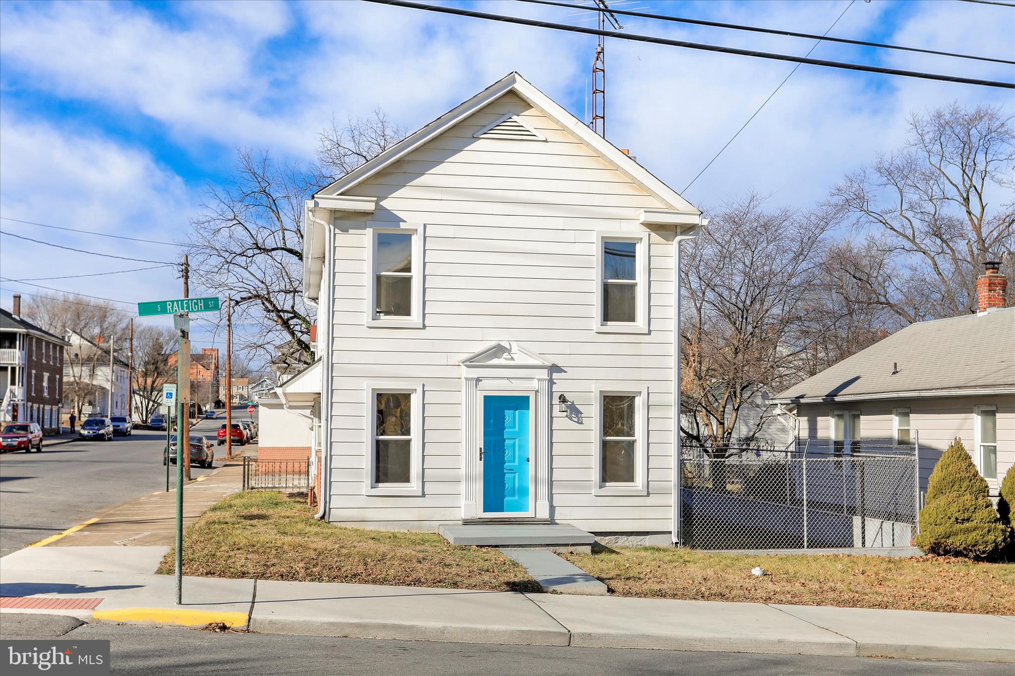 641 S RALEIGH STREET