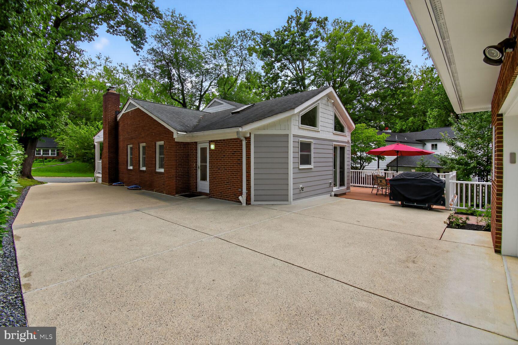 WOODBURN - Residential