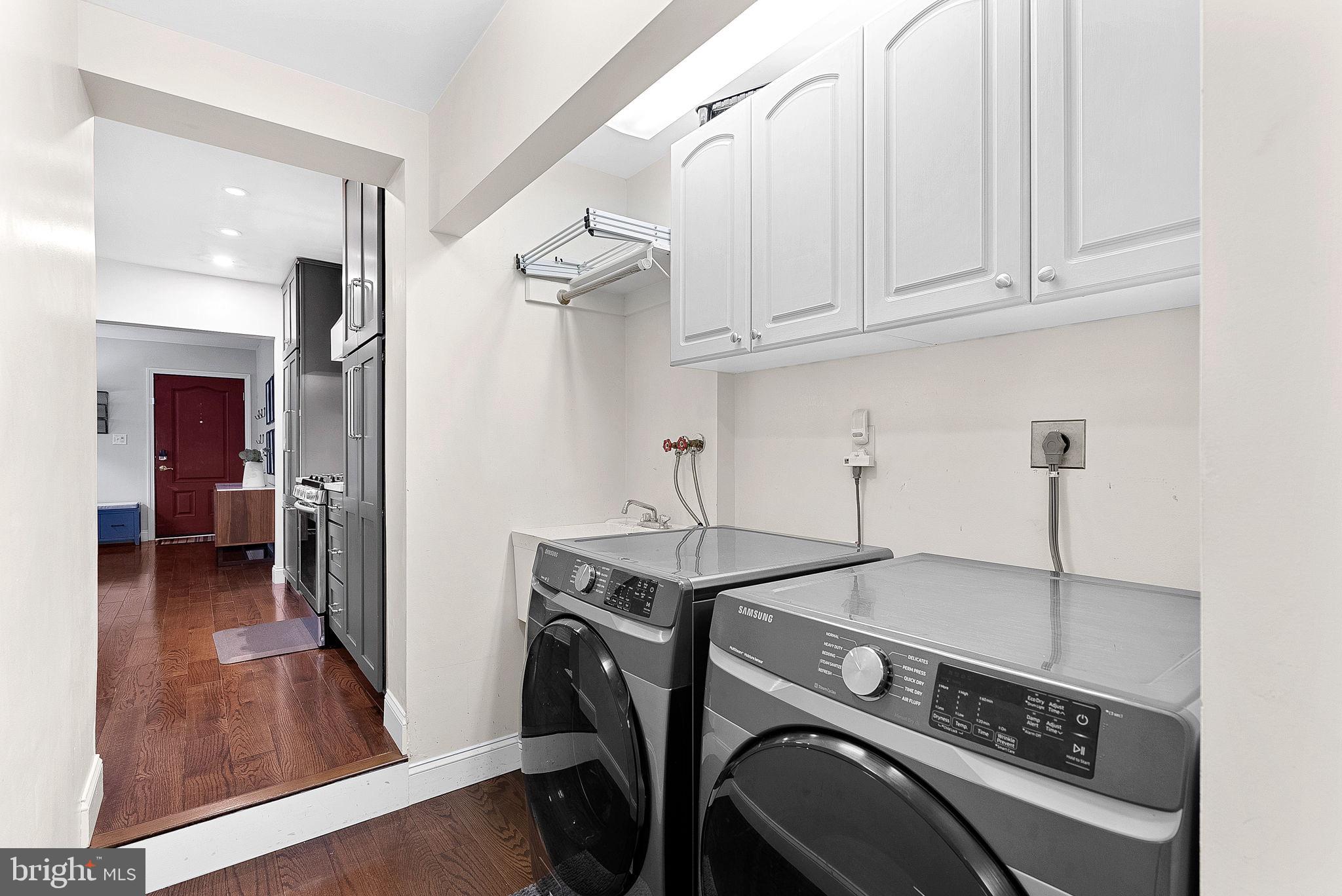 POPLAR HEIGHTS - Residential