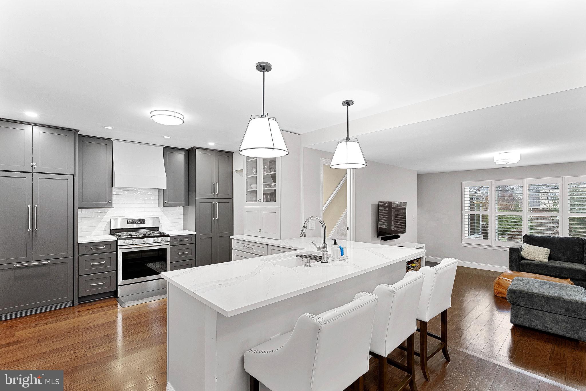 POPLAR HEIGHTS - Residential