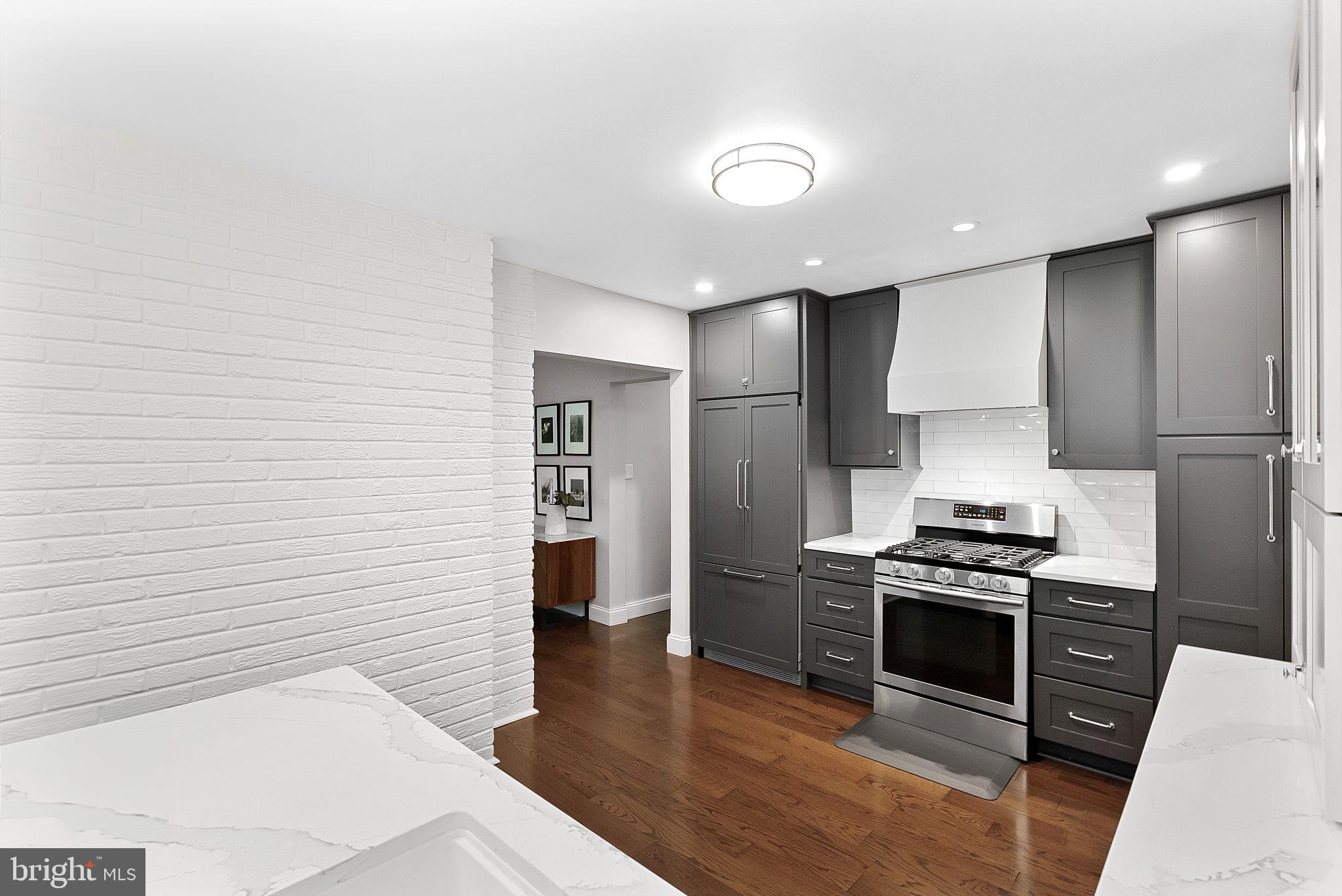 POPLAR HEIGHTS - Residential