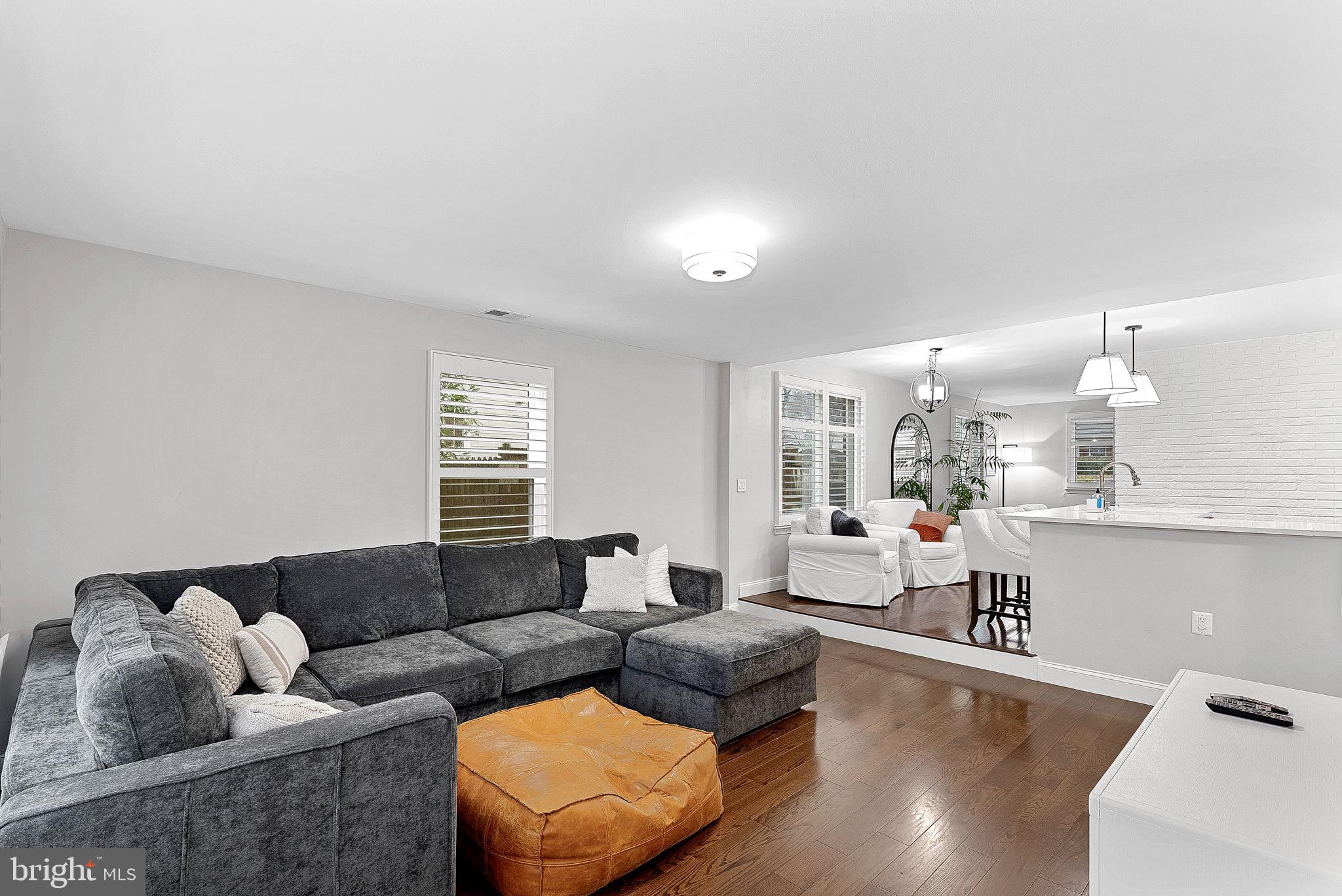 POPLAR HEIGHTS - Residential