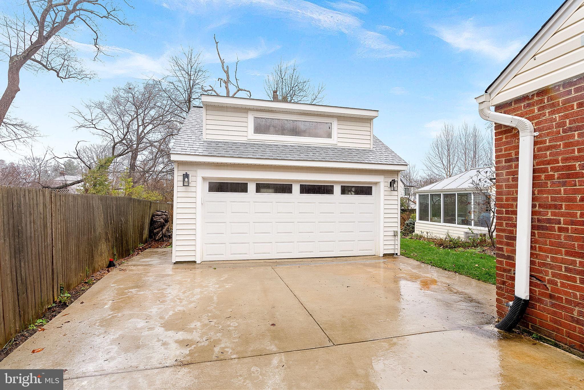 POPLAR HEIGHTS - Residential