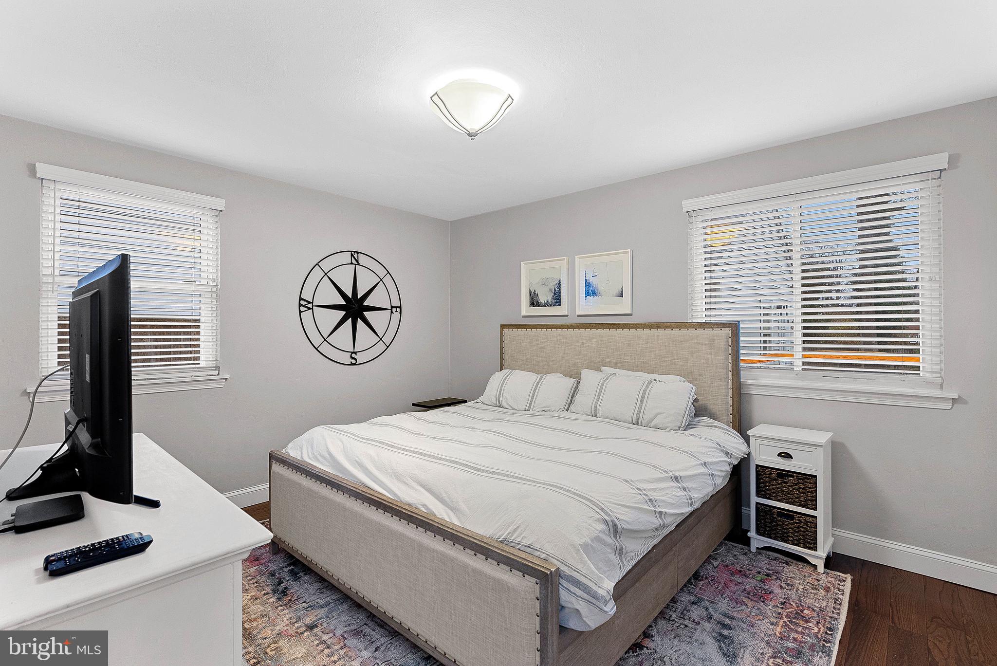 POPLAR HEIGHTS - Residential