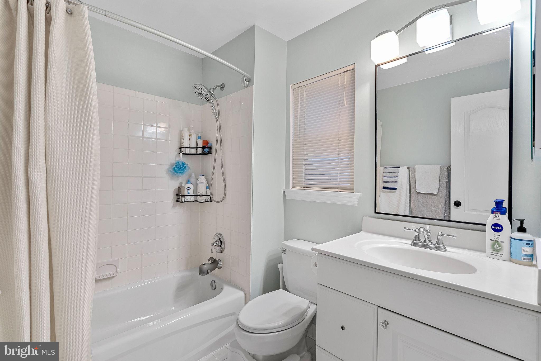 POPLAR HEIGHTS - Residential