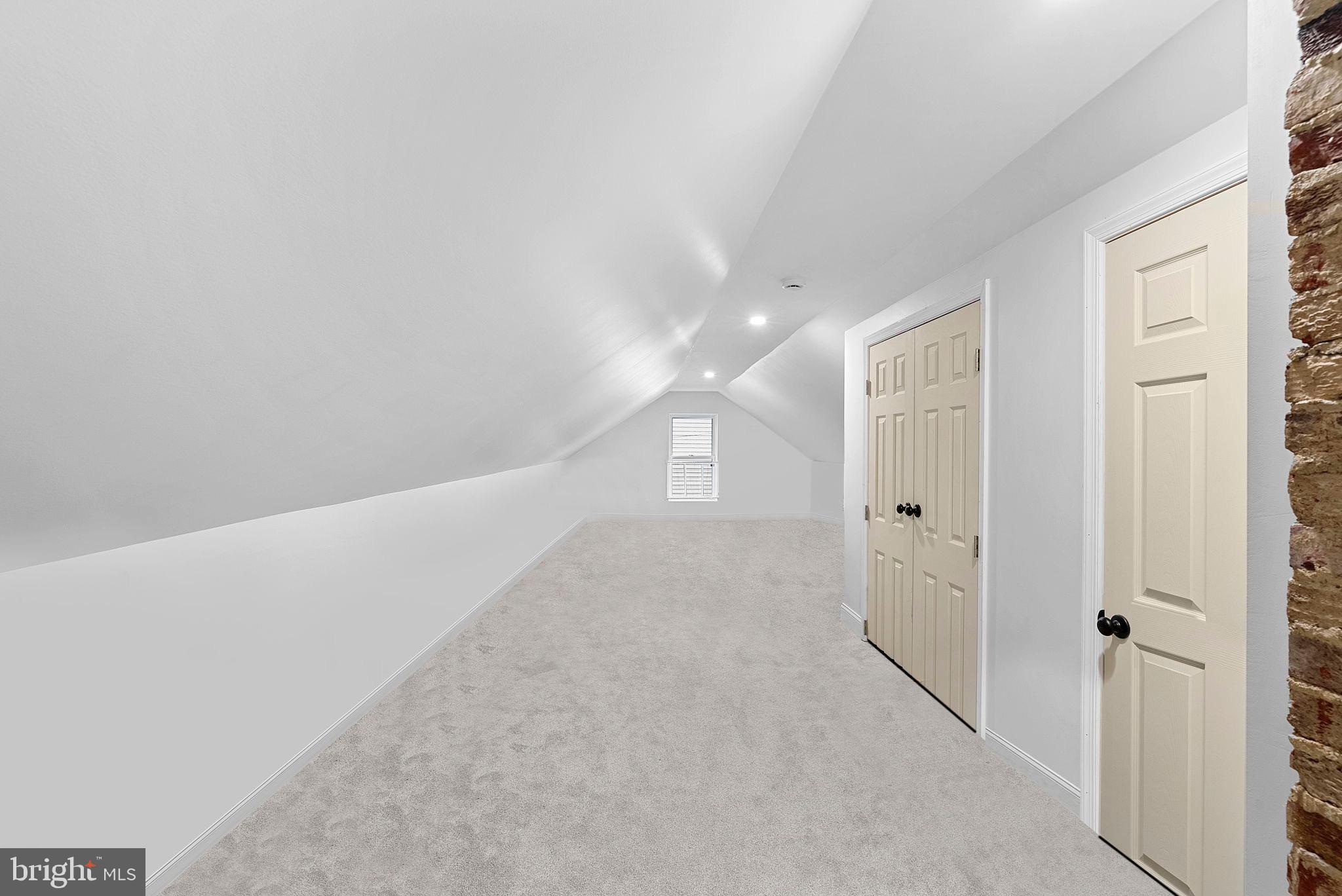 POPLAR HEIGHTS - Residential