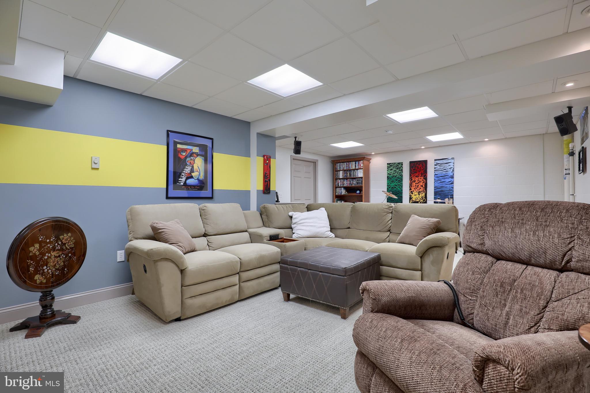 PARKSIDE ESTATES - Residential