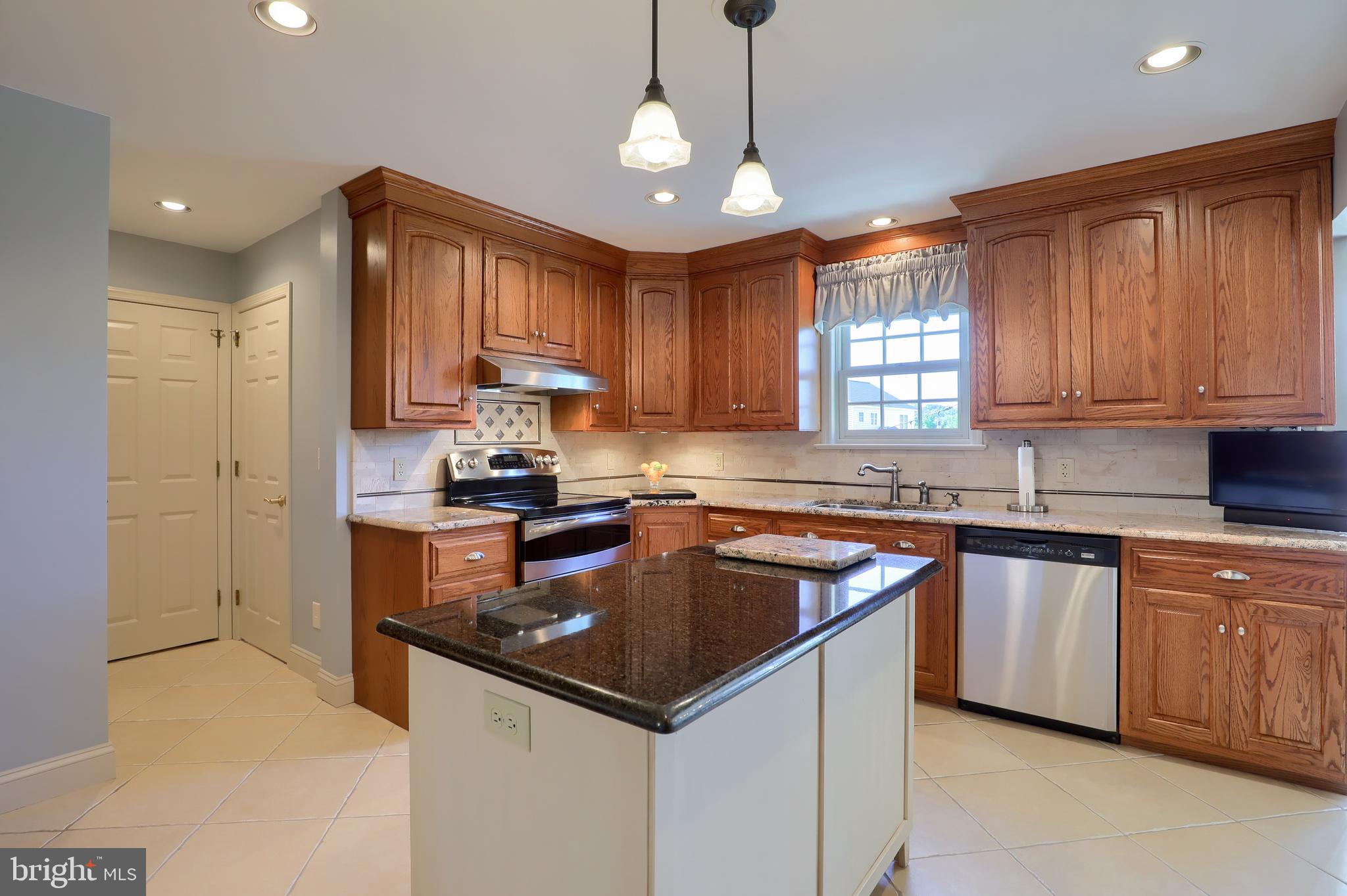 PARKSIDE ESTATES - Residential