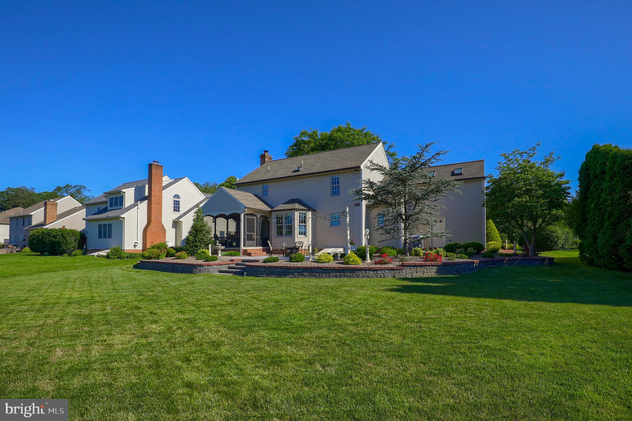 PARKSIDE ESTATES - Residential