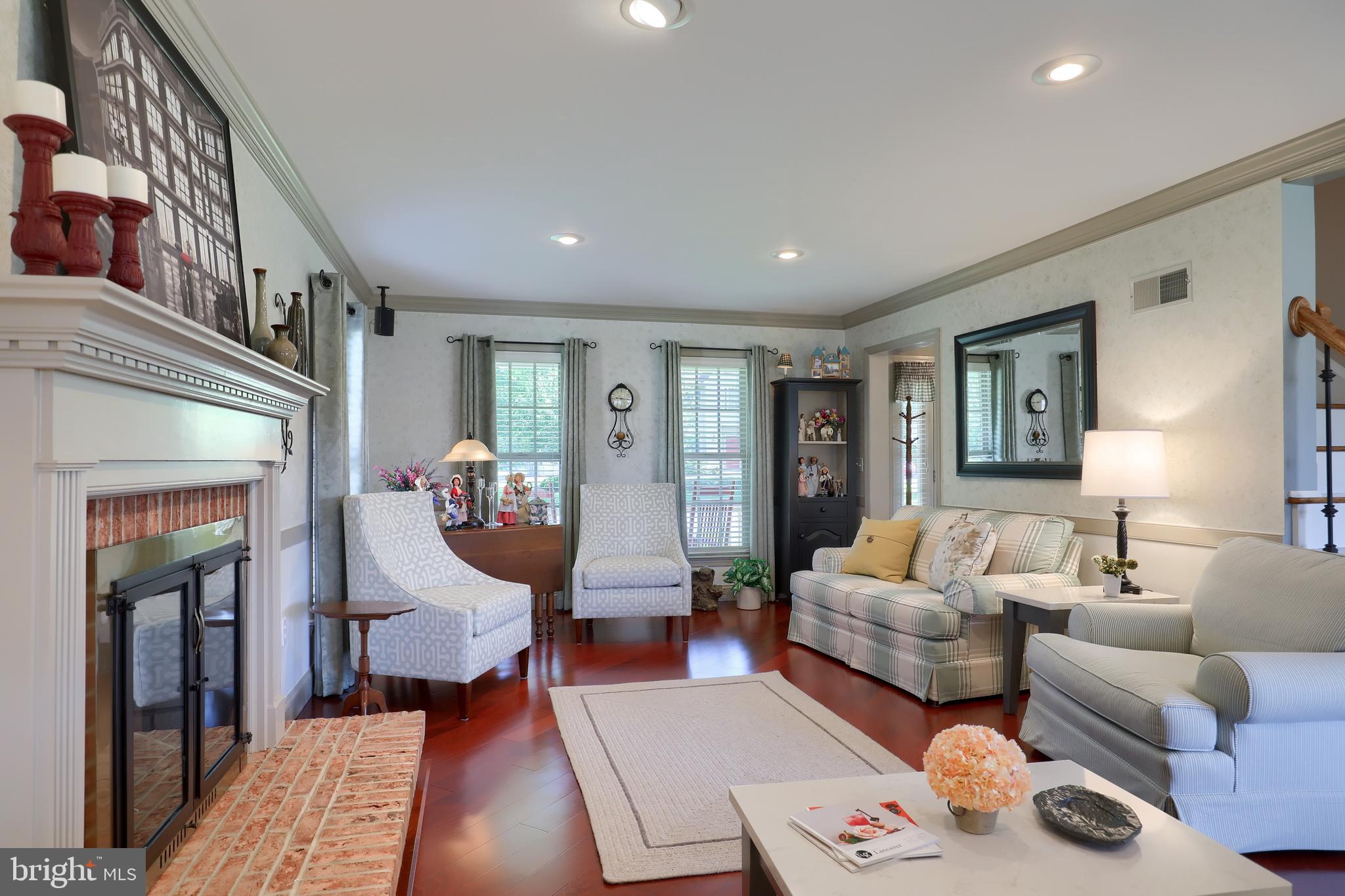 PARKSIDE ESTATES - Residential