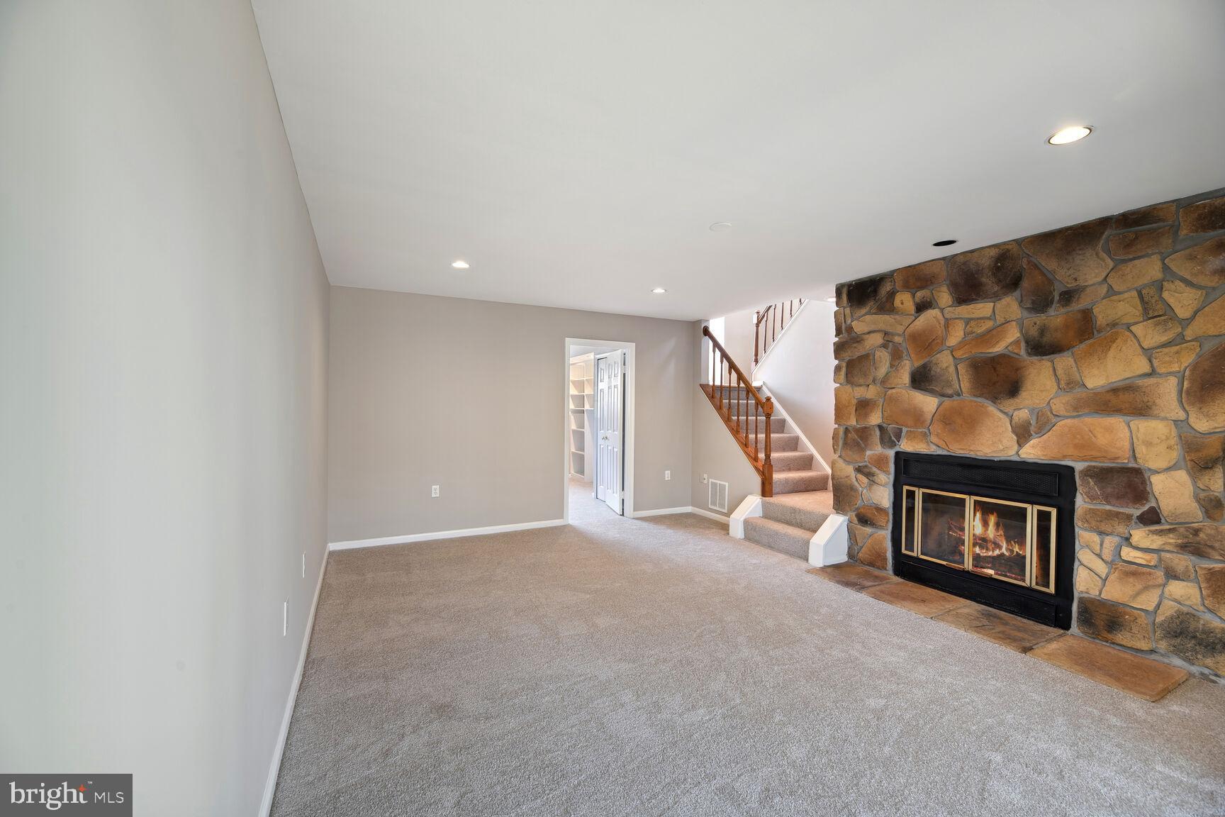 FRANKLIN FARM - Residential