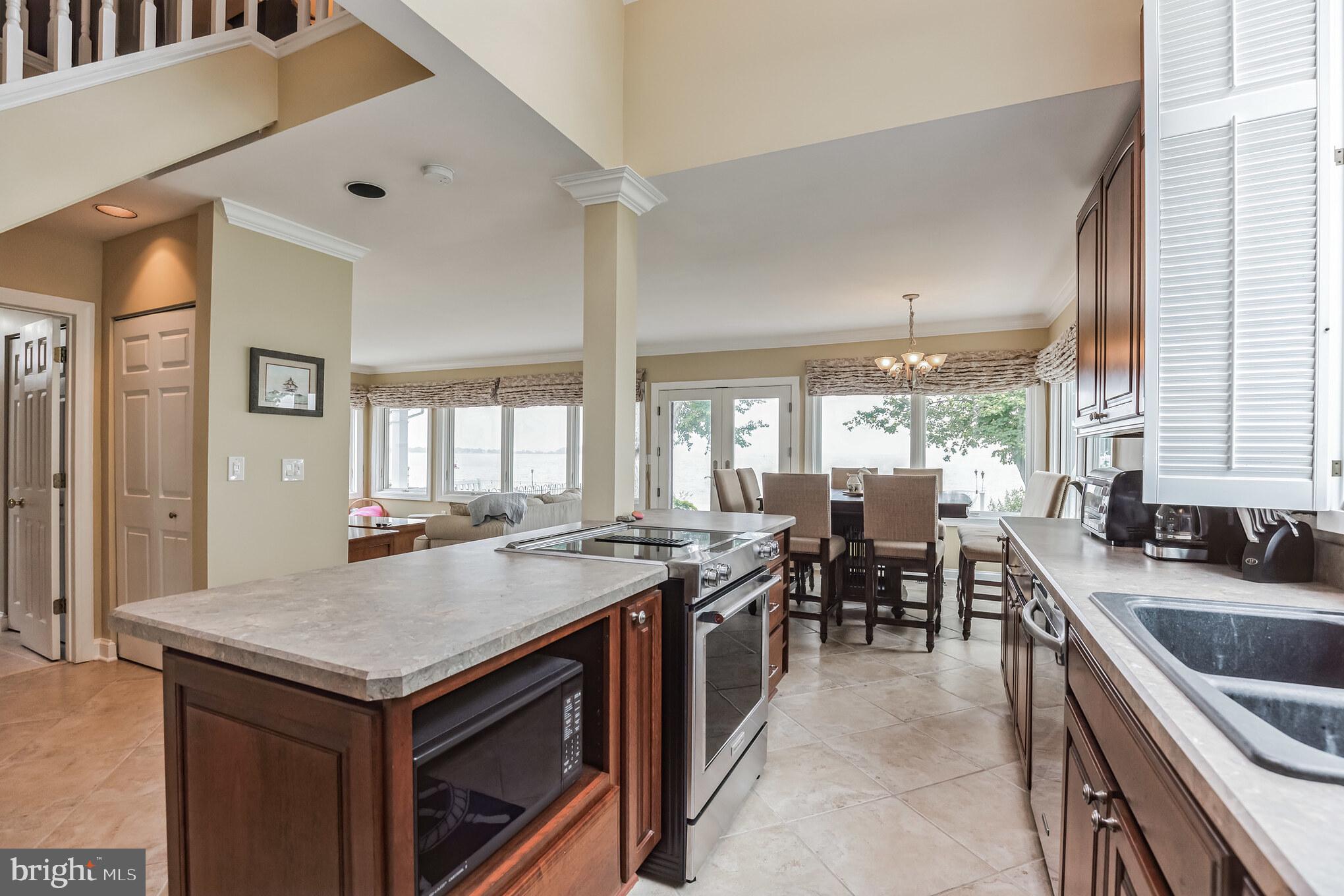 SHOREHAM BEACH - Residential