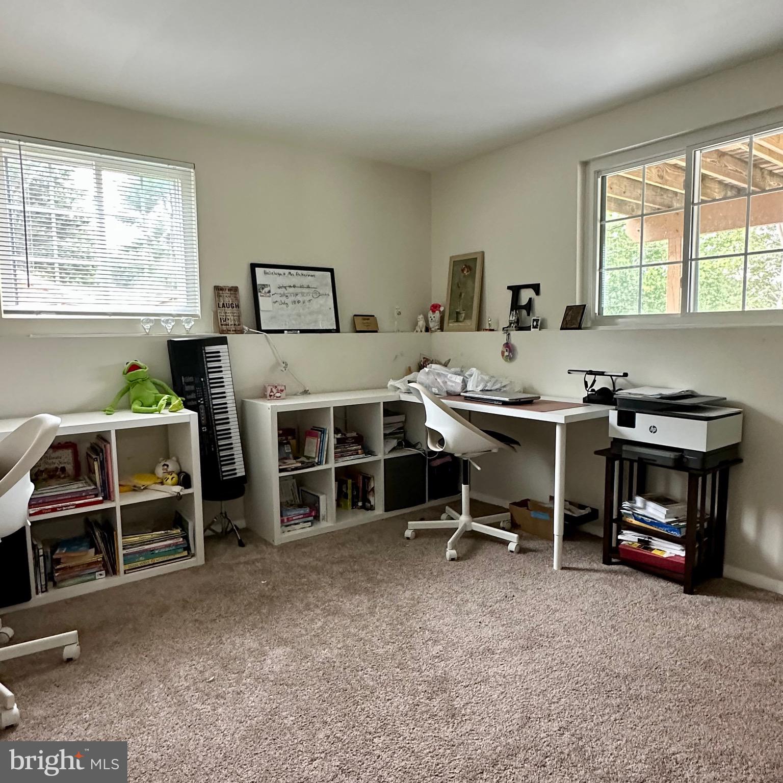 WARR LAKES - Residential Lease